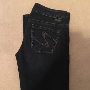 Women's Tuesday Silver brand jeans. Size 28.